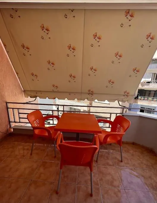 Cozy Getaway Apartment In Saranda, Beach Access