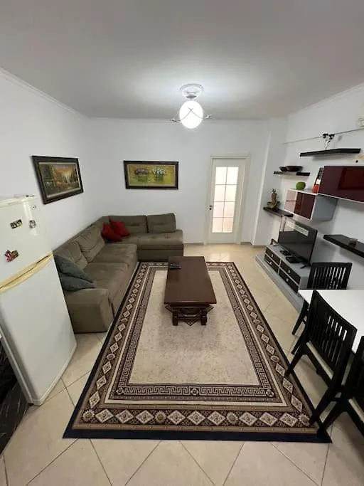 Cozy Getaway Apartment In Saranda, Beach Access Albania