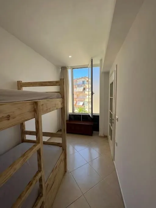 Cozy Getaway Apartment In Saranda, Beach Access Albania