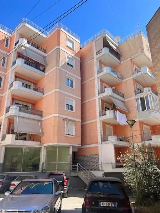 Cozy Getaway Apartment In Saranda, Beach Access